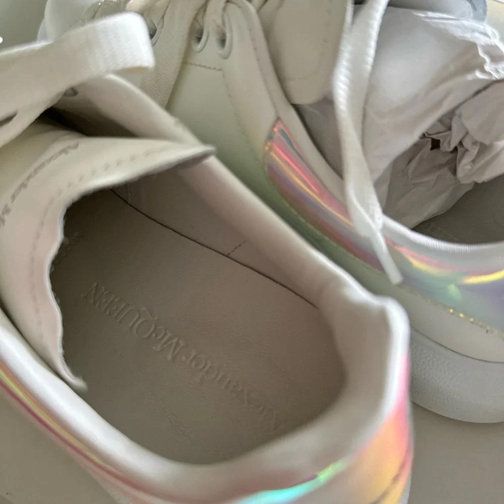 Alexander McQueen Sneakers LIKE NEW - Picture 11 of 12